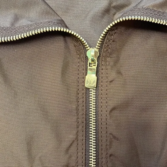Louis Vuitton Garment Bag - Picture 5 of 12